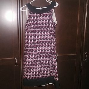 Business causal dress